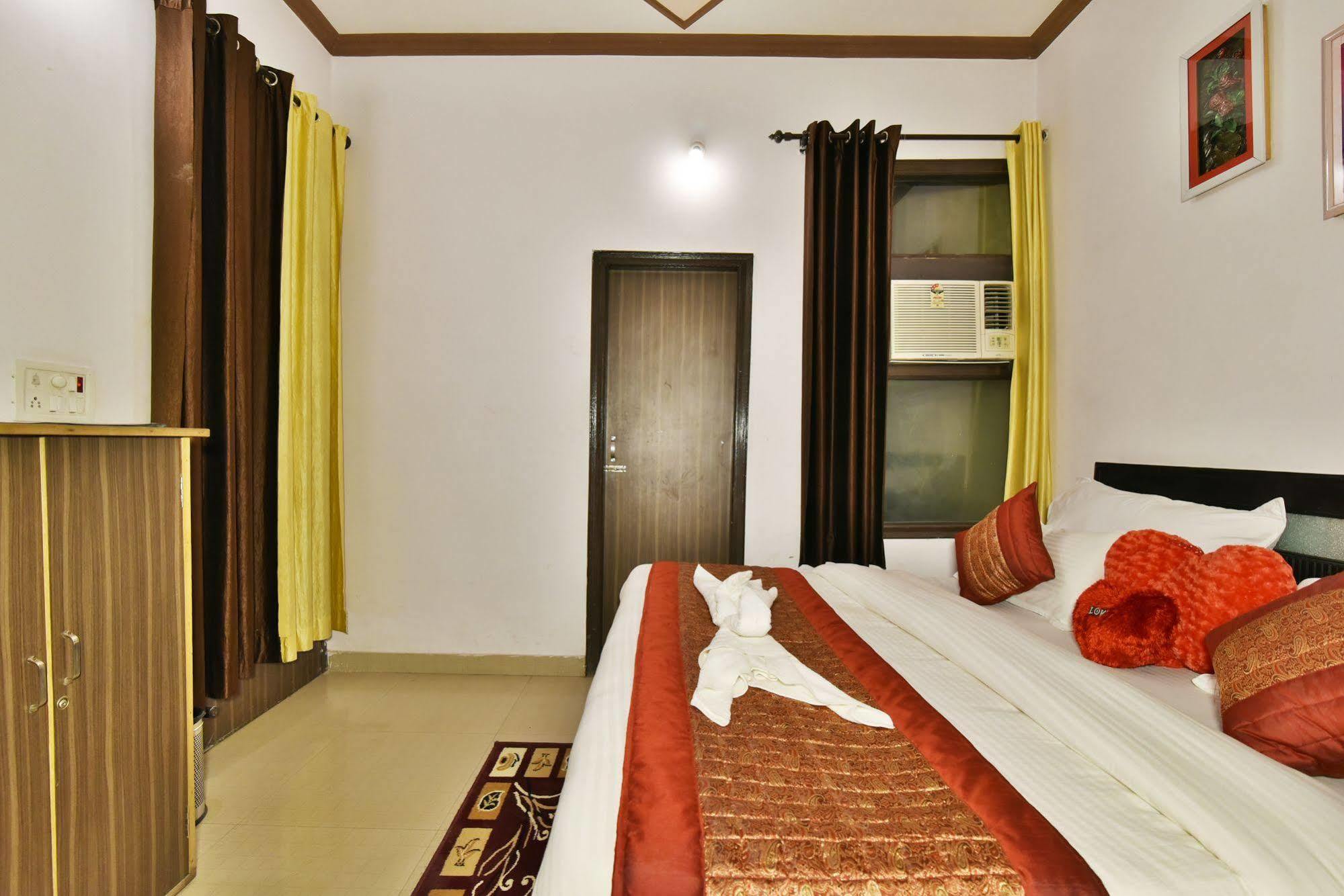 אמריצר Hotel Sham Villa מראה חיצוני תמונה